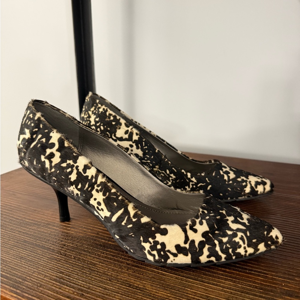 New Kenneth Cole Reaction Hair-on-Hide Leather Heels Pumps Shoes Size 9.5